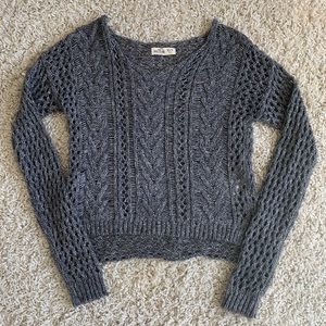 super cute comfy knit sweater! accepting offers❣️
